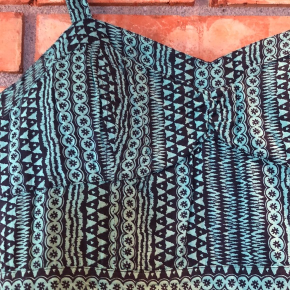 Love this dress!! - Picture 3 of 4